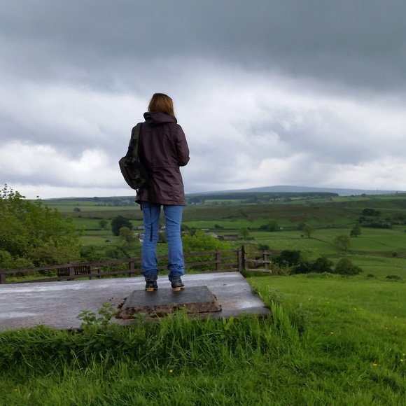 Meet your Posher, Michele - Picture 2 of 6